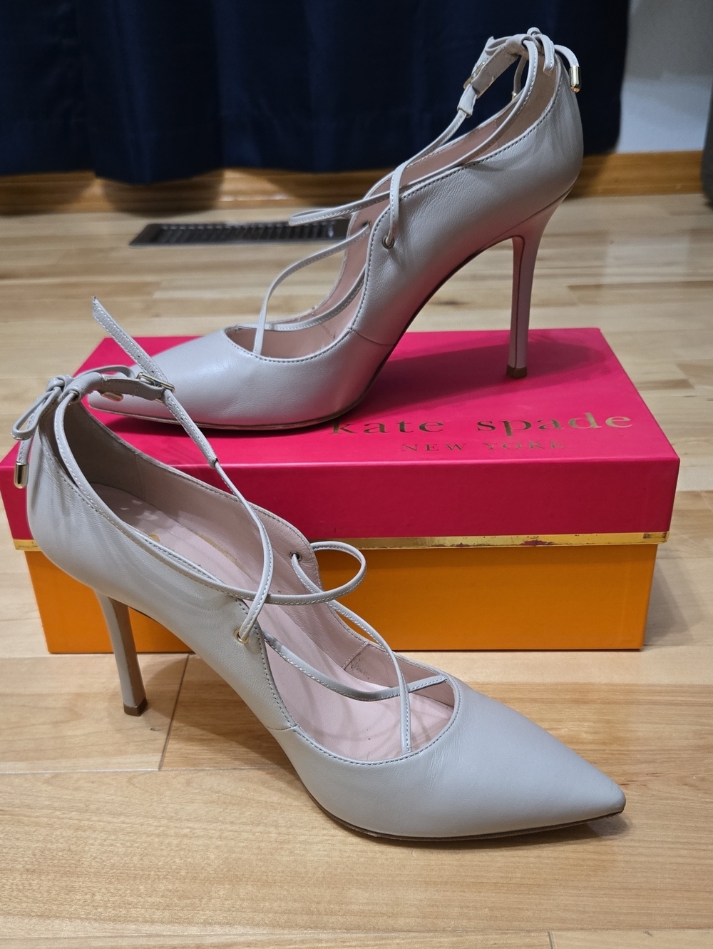 kate spade Priscilla Heels 8.5 Pale Taupe/Nappa